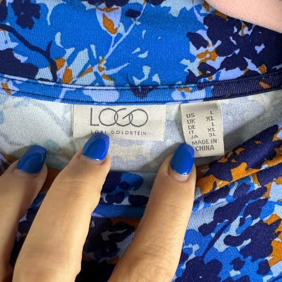 LOGO by Lori Goldstein multicolor Printed Rayon Mock Neck tunic Top size large - Picture 3 of 6